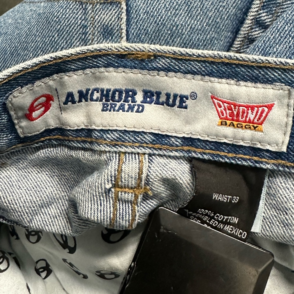 Vintage Anchor Blue Men’s BeyondBaggy Jean Shorts 33 Waist Y2K Light Stonewash - Picture 3 of 4